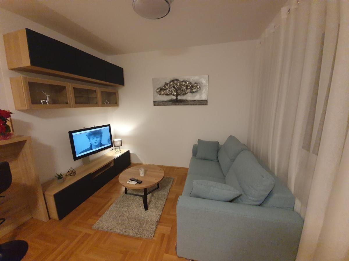 Apartman Luka Zagreb Exteriör bild