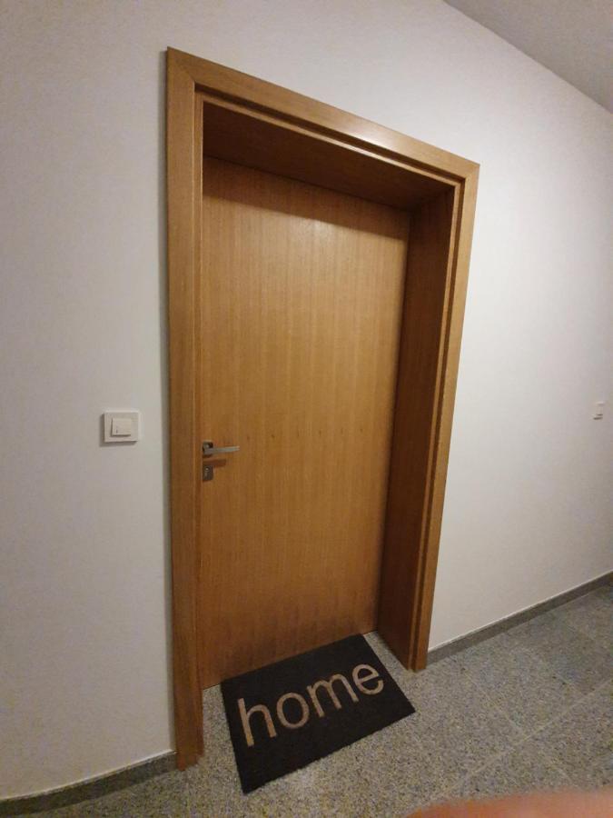 Apartman Luka Zagreb Exteriör bild